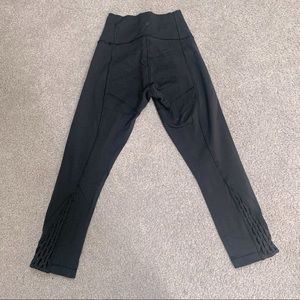 Lululemon high waist black leggings, size 2, EUC